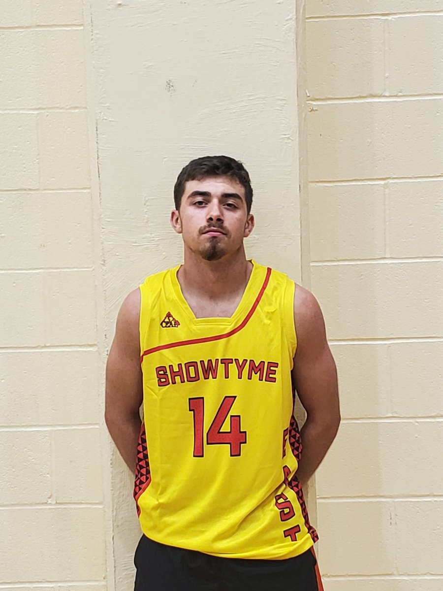 WootersMike's tweet photo. @Dallas_Showtyme @showtyme_tx @CommerceHigh 2022 Combo Guard @joslin_jeremy finished with 12 points, 6 assists, 3 steals in  @TexasHoopsGASO in a W over #Playmakerz. @PaulMDaRealTalk @DJH5Report @Ani_Umana @AndrePowe11 @SR_scouting @TheTB5Reports @TXboysbasketbal..#3PointAssassin https://t.co/K60qZjUOQV