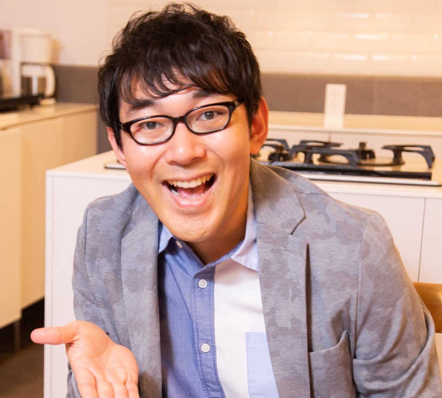 アニス 6日遅れですが 6月22日は声優 舞台女優の 小野涼子 氏の誕生日です 小野凉子さんお誕生日おめでとうございます これからの益々のご活躍を祈念致します 小野涼子誕生祭 小野涼子誕生祭 6月22日は小野涼子の誕生日 小野涼子さん誕生日