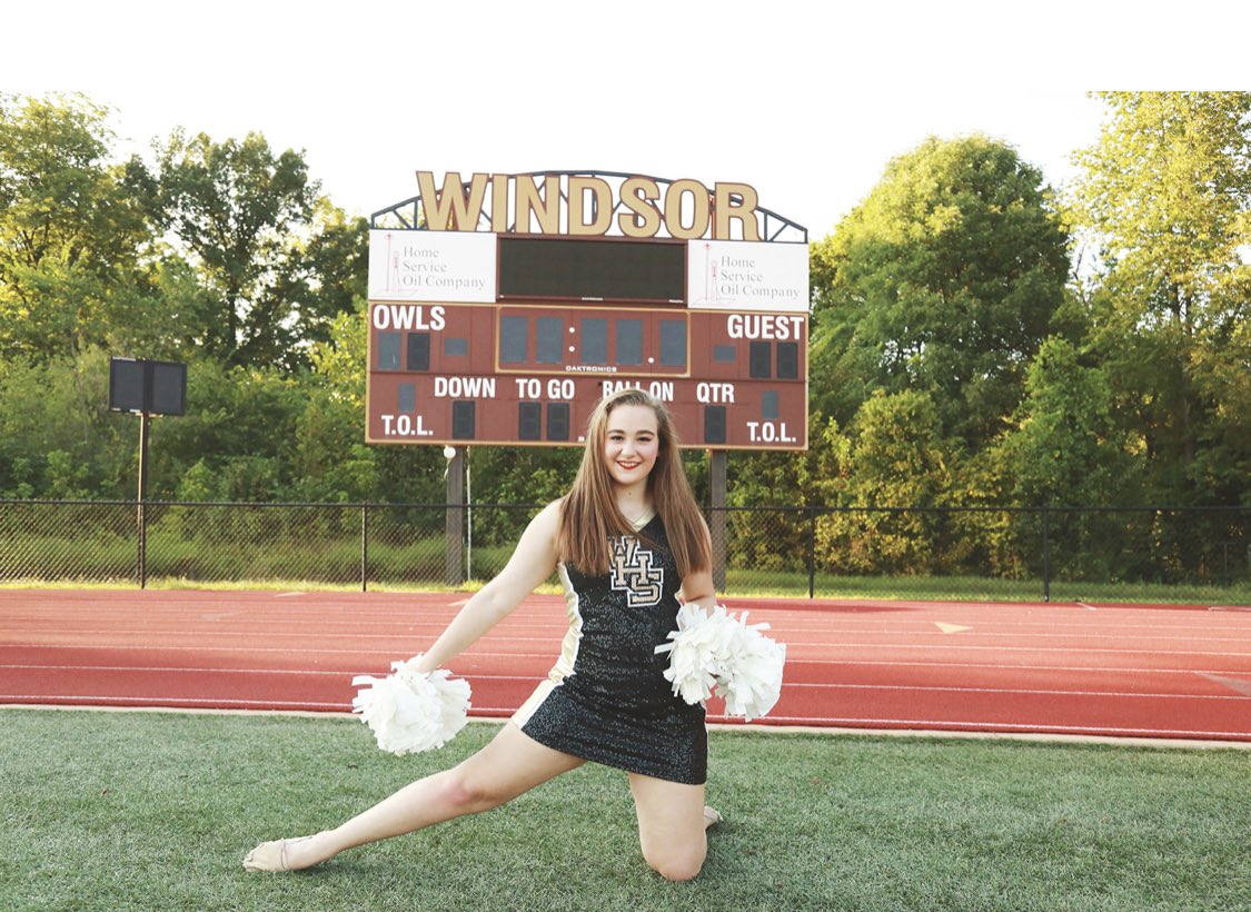WHSGoldenLine's tweet image. Wishing the happiest of birthdays to our senior Emma! Emma is such a hardworking, caring, and humble teammate and we are so lucky to have her! Hope you have a fabulous day! Love you Sinny 💛