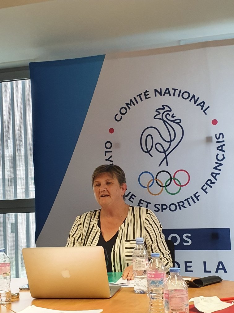 SPORTPDL's tweet photo. #Assembléegenerale #CROSPaysdelaLoire @SPORTPDL virtuelle mais bien réelle 👍👍👍Tous mobilisés avec nos partenaires  #paysdelaloire #DRDJSCS #CREPSPDL pour relever les défis  #Sport #Education #Citoyenneté #Olympisme #Sportsante #Prevention 🔝 https://t.co/DWXduay3MH