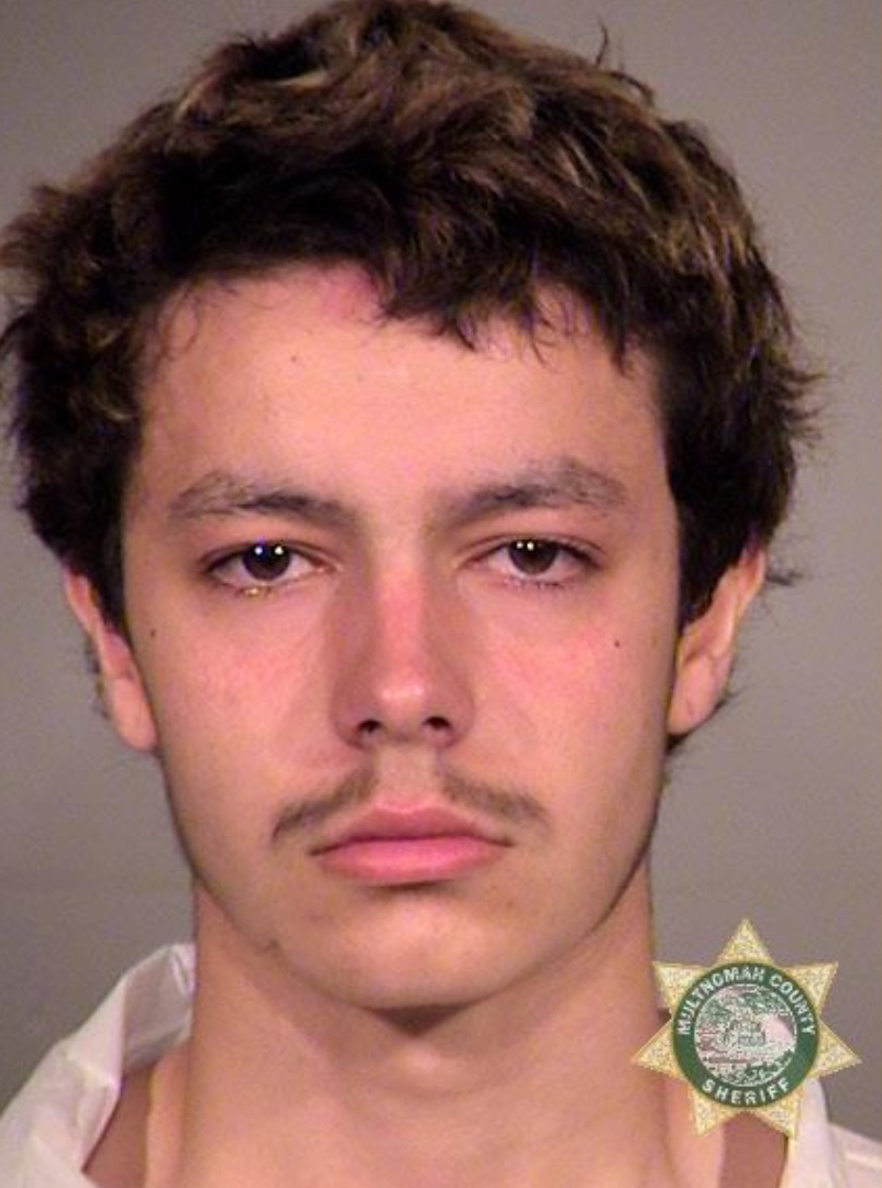 Dalton C. Jones, 19Felony riot, felony theft, felony burglaryJames Winecoff, 29 #antifa  #PortlandRiots  #PortlandMugshots  #BlackLivesMatter  