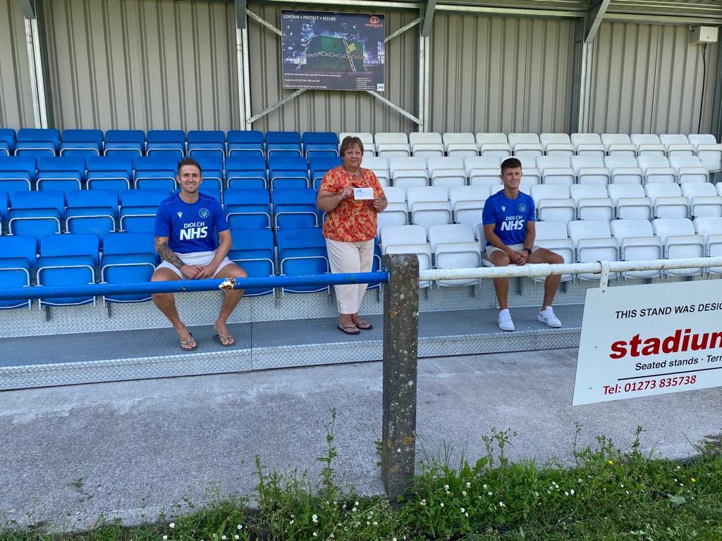 Grant Rees &amp; Stuart Dunn(organisers)presented a cheque for £621 to Jennifer Mackay of Shadows Support Group. Our club volunteers walked,run &amp; cycled the virtual length of the UK raising funds for this crucial local cause. Well done all💙 <a href="/Shadows_Support/">Shadows Depression Support Group</a> <a href="/Grant_Rees1STID/">Grant Rees</a>