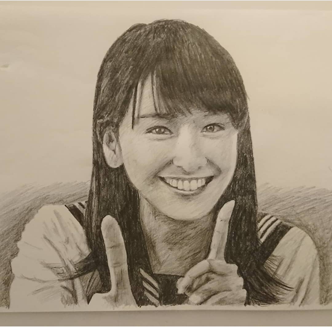 南区のスローハンド 再放送されているので 1年位前にインスタに投稿した絵をアップすます セーラー服のガッキーの恋ダンス 新垣結衣 ガッキー 恋ダンス Yuiniigaki 鉛筆画 鉛筆アート Pencildrawing Pencilart Pencilsketch 似顔絵