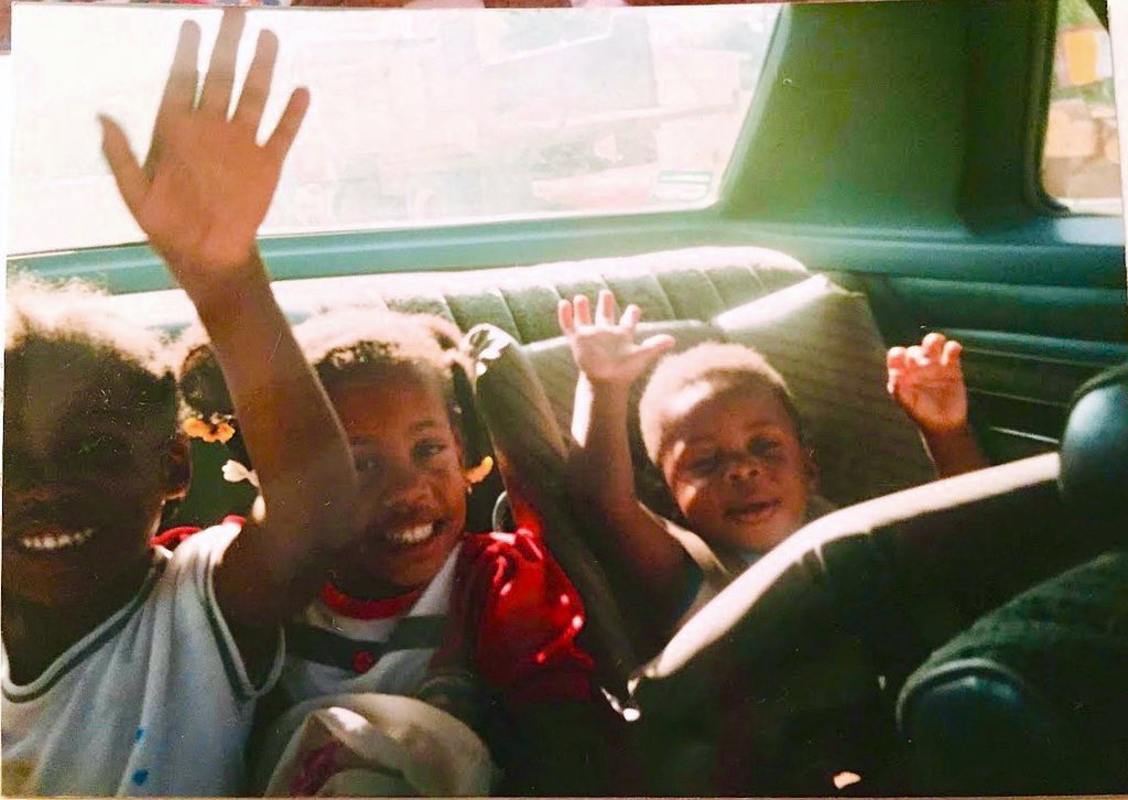 DenayTheDiva's tweet photo. 📸: We love a good throwback! #BackseatChronicles @BlaQ_MalibuBarB https://t.co/hpgtrEpygK