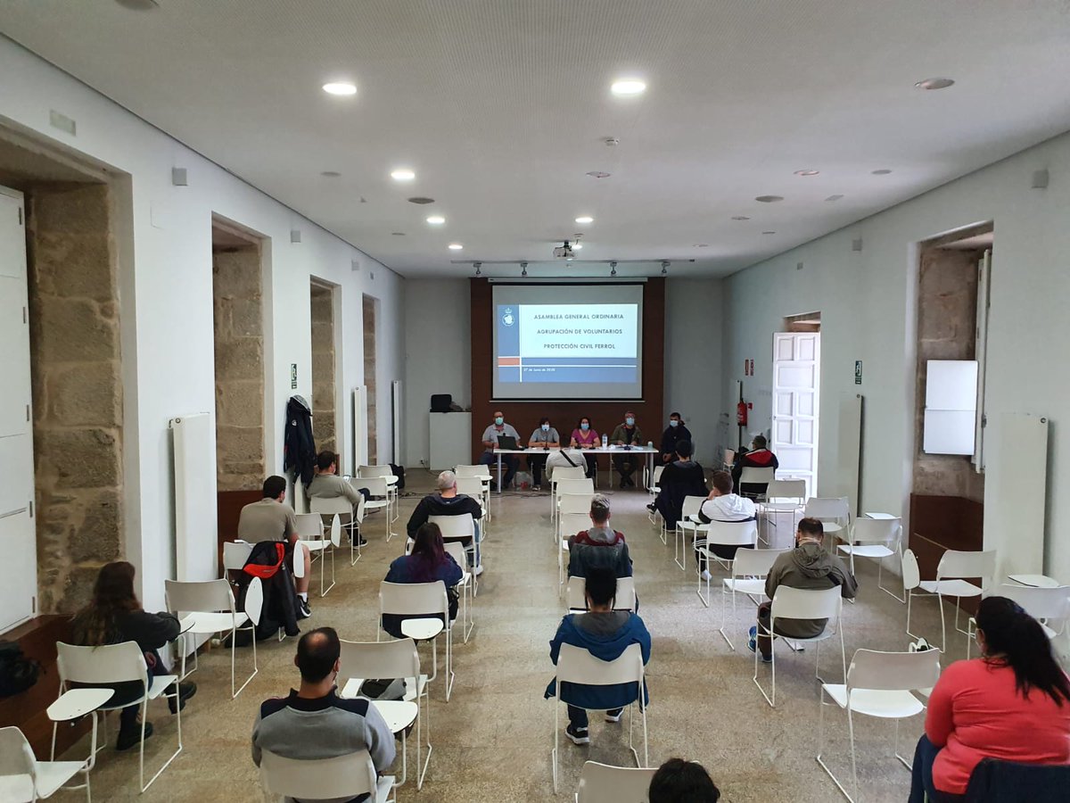 Hoy hemos celebrado también la asamblea General de voluntarios, donde entre otras cosas se aprobó la actualización del manual de procedimientos de la agrupación y los nuevos protocolos. Seguimos avanzando!!!