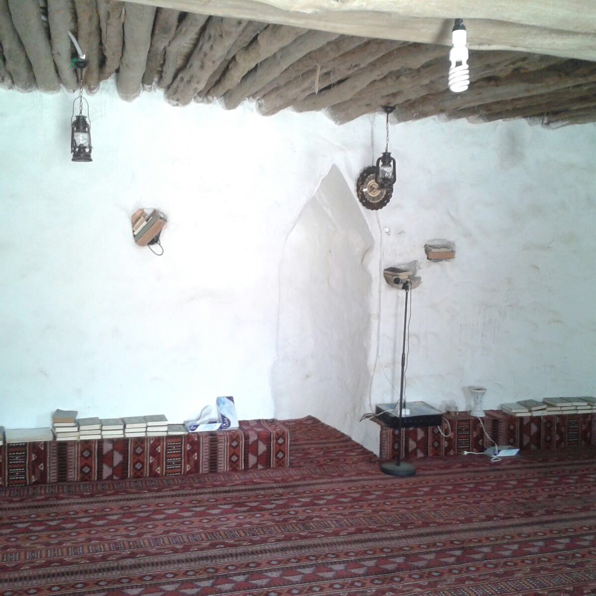 ahmed1974d's tweet photo. @saaeds2 المنطقة الجنوبيه فيها اثار من الاف السنين وهذا مسجد قبيلة العاسرة الاثري ببني عمرو 
#بني_عمرو  #العا��رة 
@al_asrah https://t.co/Qz1mI8mMwm
