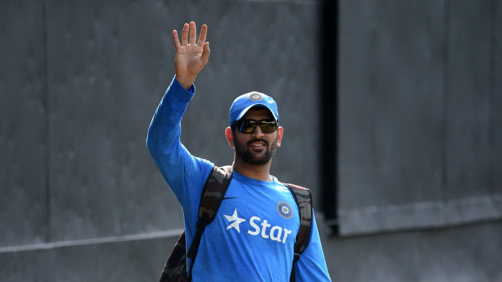 TeluguMSDians's tweet photo. 17266 International runs 
929 Dismissals 
3 IPL's 
2 CLT20's 
1 World T20 
1 Champions Trophy  
1 World Cup

#DhoniBirthdayCDP | @msdhoni https://t.co/Aa0KuBv7yu