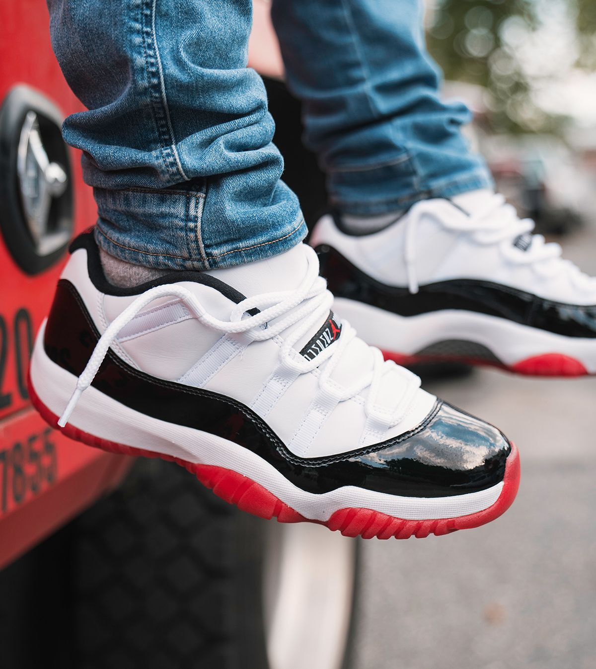 Jordan bred hotsell 27 low