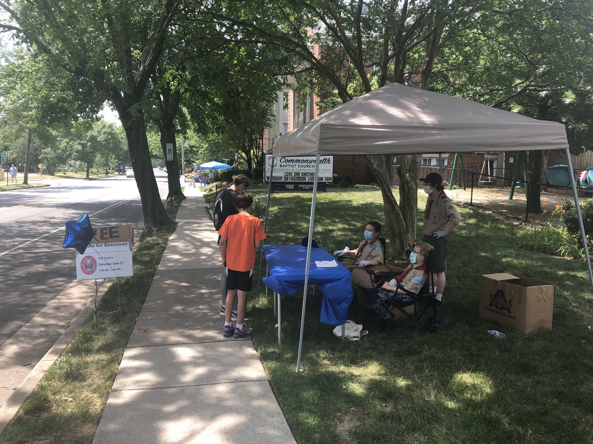EBPforVA's tweet photo. Thanks to Jackson de Vallance and Boy Scout Troop 135 for making 1,469 masks to give away to our community for free. You can pick one up until 3pm today at Commonwealth Baptist (700 Commonwealth Ave). https://t.co/YZKzXqrHiy