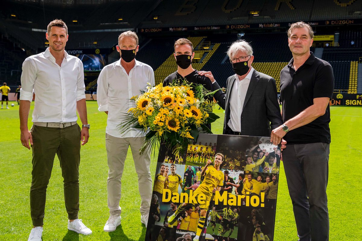 BlackYellow's tweet photo. Danke, Mario! 💛 https://t.co/Md0I4D4D2f