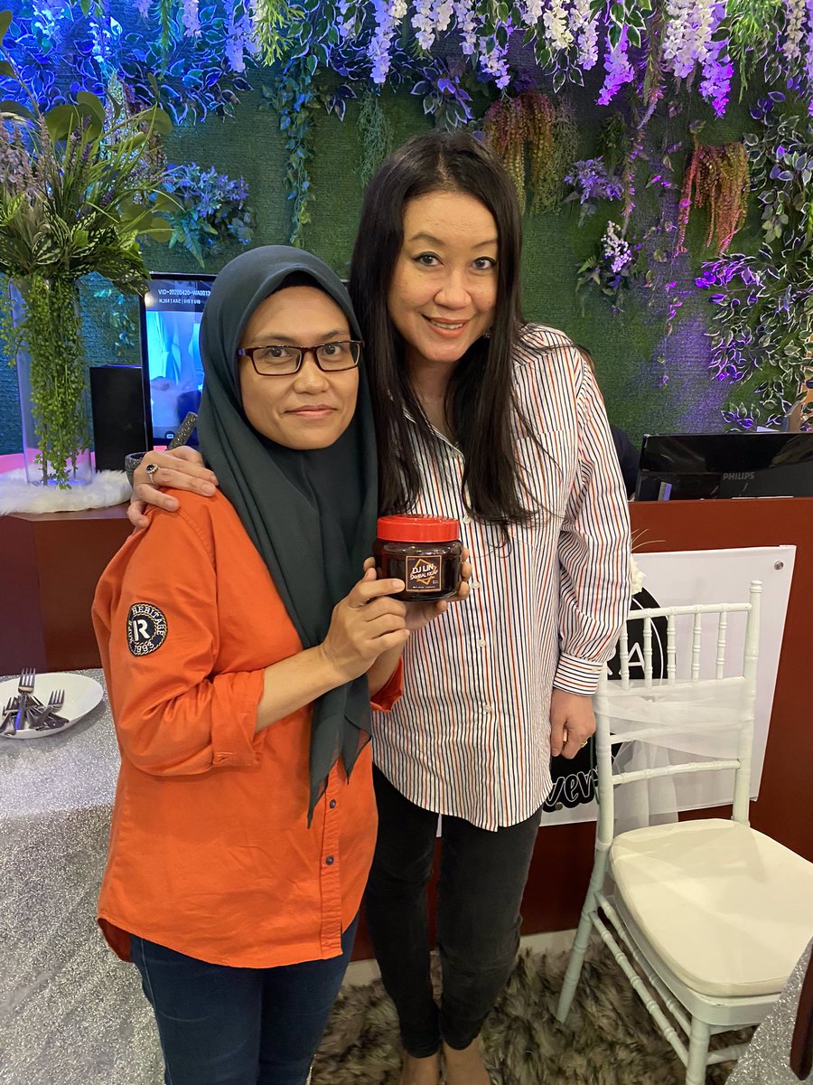 djlinsuriacinta's tweet image. Dapatkan #sambalkicap #djlin sekarang🌹#cod sekitar #lembahklang &amp;amp; #courier bagi seluruh #malaysia 😍✌️kecik cuma RM8 &amp;amp; besar  RM13 (belum masuk kos cod &amp;amp; pos ya🥰) hubungi @fRauzann di 017-2470473 #djlinberniaga #sambalkicapdjlin #djlinjualsambalkicap