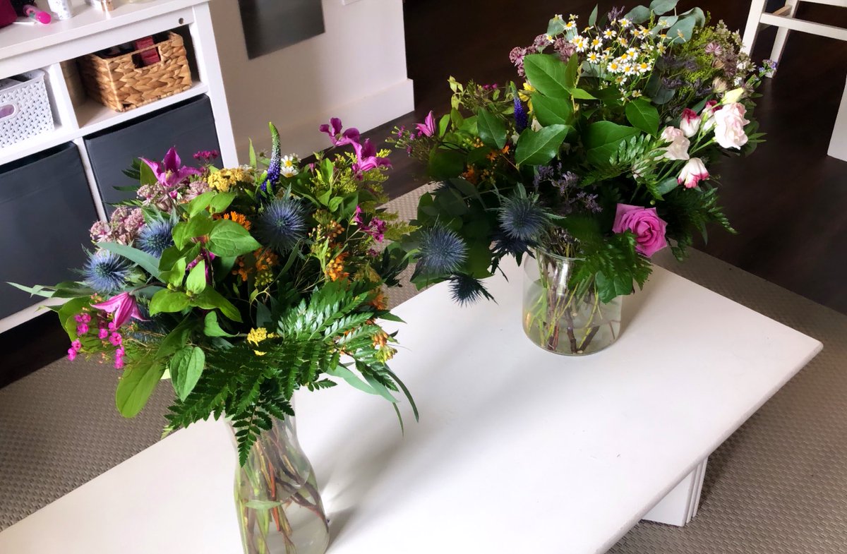 AvilaLipsett's tweet photo. Got sent the most beautiful bunch of flowers from #CodexBeauty &amp; @publicityloft this week to mark Codex’s first year in biz! I actually got two vases out of the bunch! I’m swimming in flowers. 😍  love them ! thank you ❣️ https://t.co/XNXduNuMHW