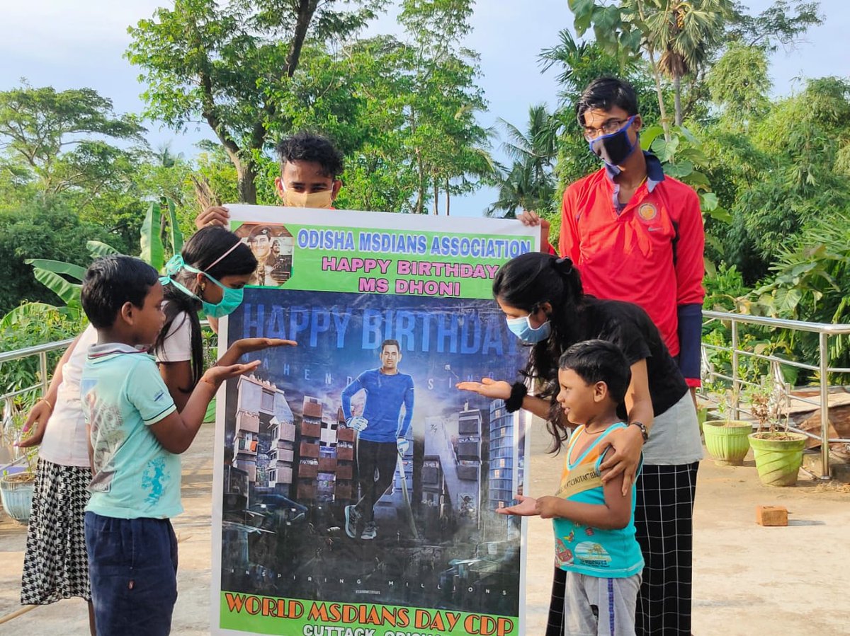 Cricketer who is loved by all age groupsOdisha fans celebrated the occasion in style #DhoniBirthdayCDP