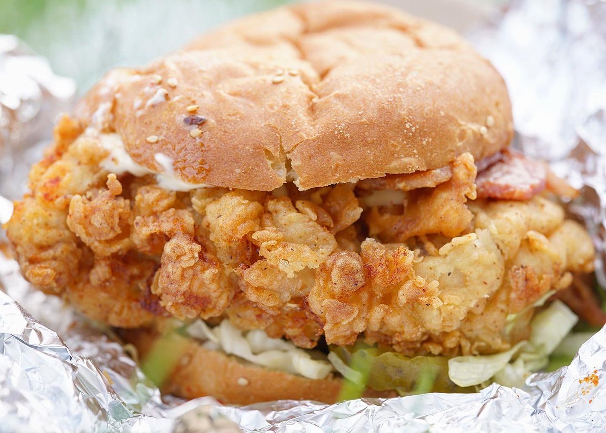 Iseefood tweet media