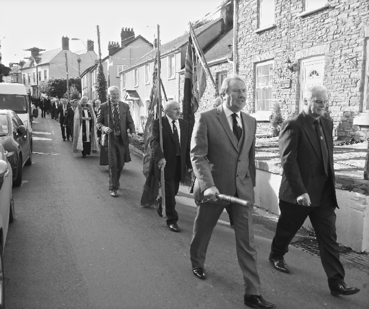 On the Monday after Michaelmas (29 Sept), the township swears in a new Portreeve, and elects its officials, including: • 500 burgesses • 2 attorneys (collecting money/rent)• 4 constables (armed with a truncheon, with responsibility for the strict security of grazing lands)