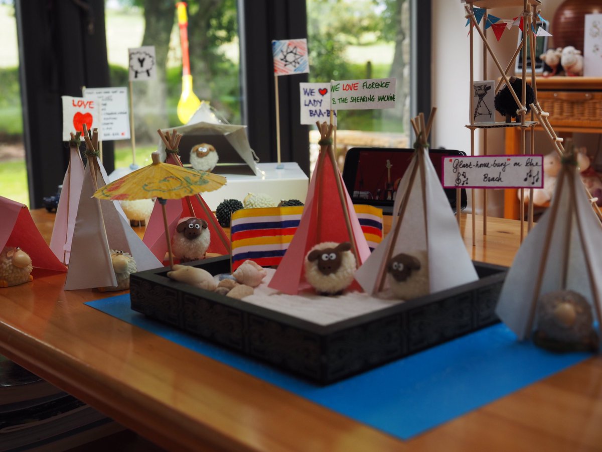 Titch_Sheep's tweet image. Baa, so #GlastonburyAtHome on the Beach has begun. Check out the set list next to the Pyramid Stage, Lady BaaBaa is currently on. The Flock are loving it #BeachIsolation #1/2