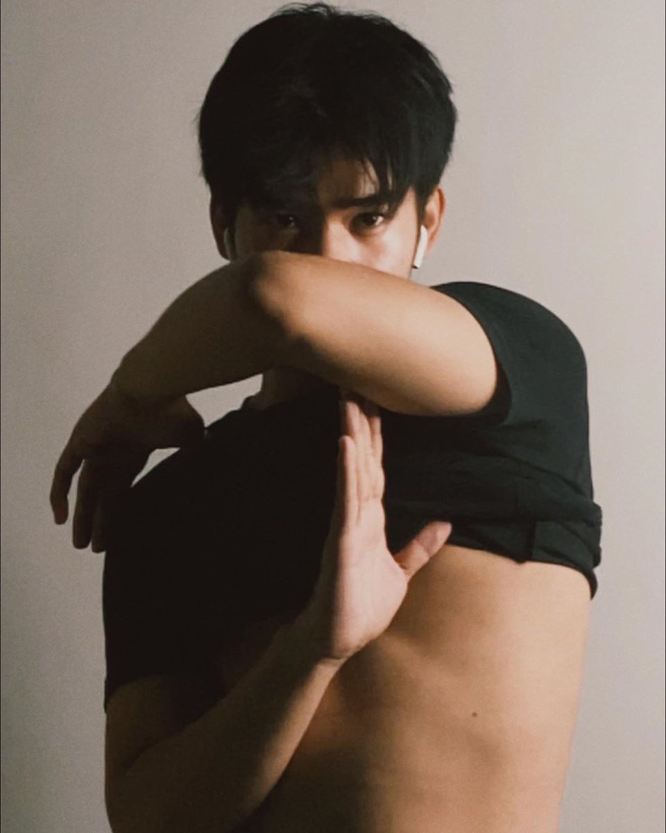 BLPHofficial's tweet photo. @AndreWexford is our new guy in #TrulyVeryYoursEp4 ! 😍😍😍

@JACETV__ @markyerasga @Robin_Hanrath @deynaaah https://t.co/NwcKDesiSA