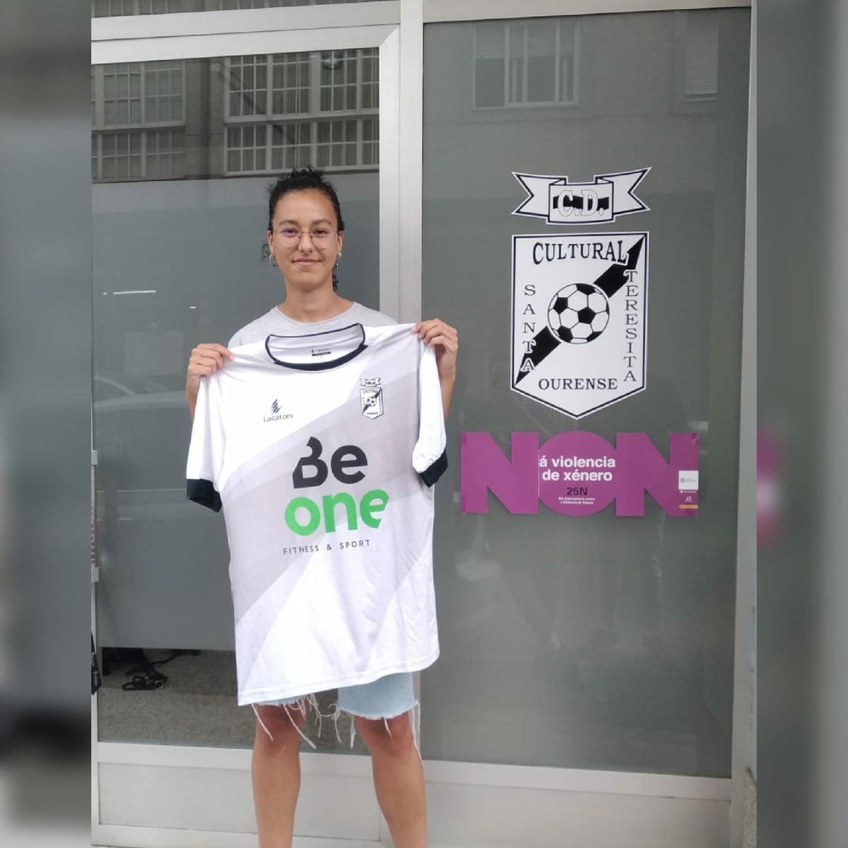 cdc_santa's tweet photo. 💣FICHADA‼️
Hoy tenemos el placer de anunciar un nuevo refuerzo, se trata de Alicia Vázquez. https://t.co/v2P5X0Iilv