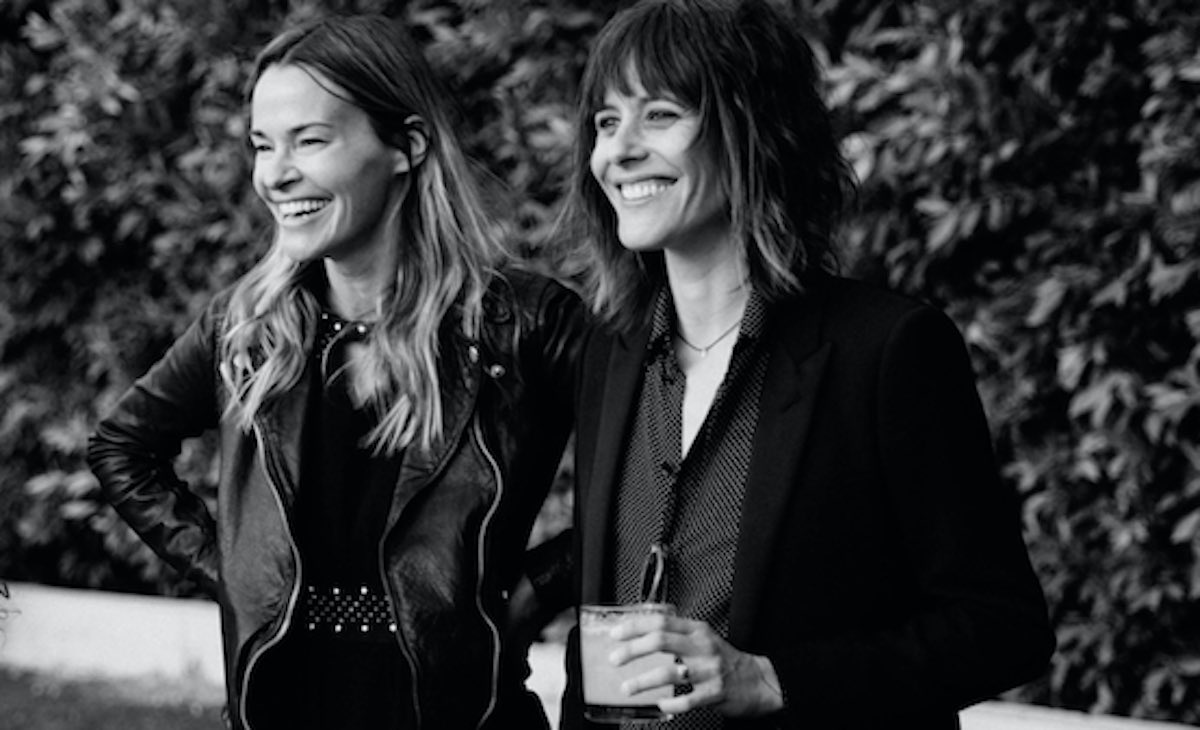 mkclove09's tweet photo. Is it Just me or does everybody feel this way? I love @ThePantsPod by @katemoennig @Leisha_Hailey and @RachelShelley I can listen to your voices all day every day I was just thinking would it be nice to actually see you live podcast like on YouTube or something? ❤️u guy’s https://t.co/nF1Jnmj2yV