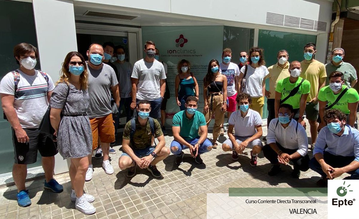 Gran grupo de alumnxs en el Curso Corriente Directa #Transcraneal #tDCS en Valencia con el profesor <a href="/ValdesusoNMP/">Raúl Valdesuso</a> 

Primer curso tras las situación de emergencia sanitaria y ¡curso COMPLETO!

¡Gracias!

#EPTE