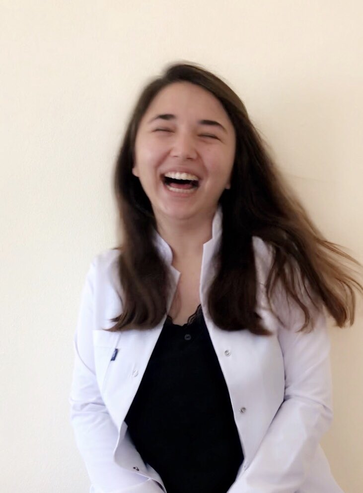 safiyacengiz's tweet photo. Online yemin ederken aklıma çuvalla alacağım maaş gelmiştir. https://t.co/wSO1KuBnO1