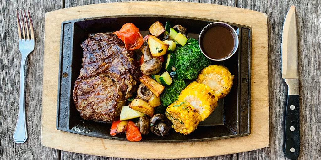 fairmontsouth's tweet photo. Catch the steak special @ Boundary Sports Bar &amp; Grille this weekend!  12oz Grass Fed Ribeye Steak | Peppercorn Jus | Summer Vegetables. $32 + 17% gratuity. https://t.co/ZnX07yK2Nh