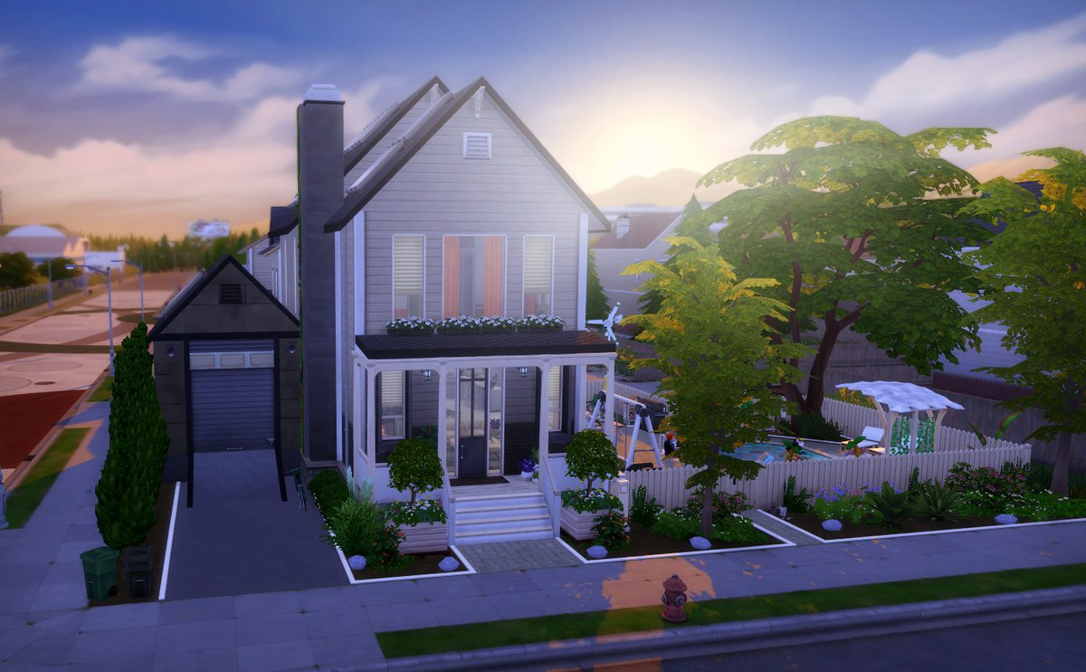 MoreBrittSims's tweet photo. Suburban Family House💚

Typical sims house with Eco features♻️🌿
-30x20 lot
-6 Bed/ 3 Bath
-No CC

Gallery ID: MoreBritt
#TheSims4 #Sims4 #TheSims4ecoLifeStyle #ShowUsYourBuilds https://t.co/L46ggz5hsf