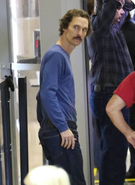 6. Matthew McCoughey - Dallas Buyers Club McCoughey dropped 40 pounds to play Ron Woodroof, an AIDS patient in Dallas Buyers Club. #SpinnMovieSpot