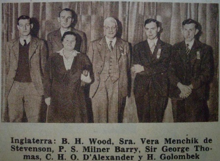 ajedrezCAIchess's tweet photo. #Ajedrez #Chess @FIDE_chess
Hace 76 años (27/6/1944) fallecía la 1a. campeona mundial femenina: #Vera #Menchik.
Mi crónica hoy en @infobae
https://t.co/Gb07gfLYYu https://t.co/choYCEvPE5