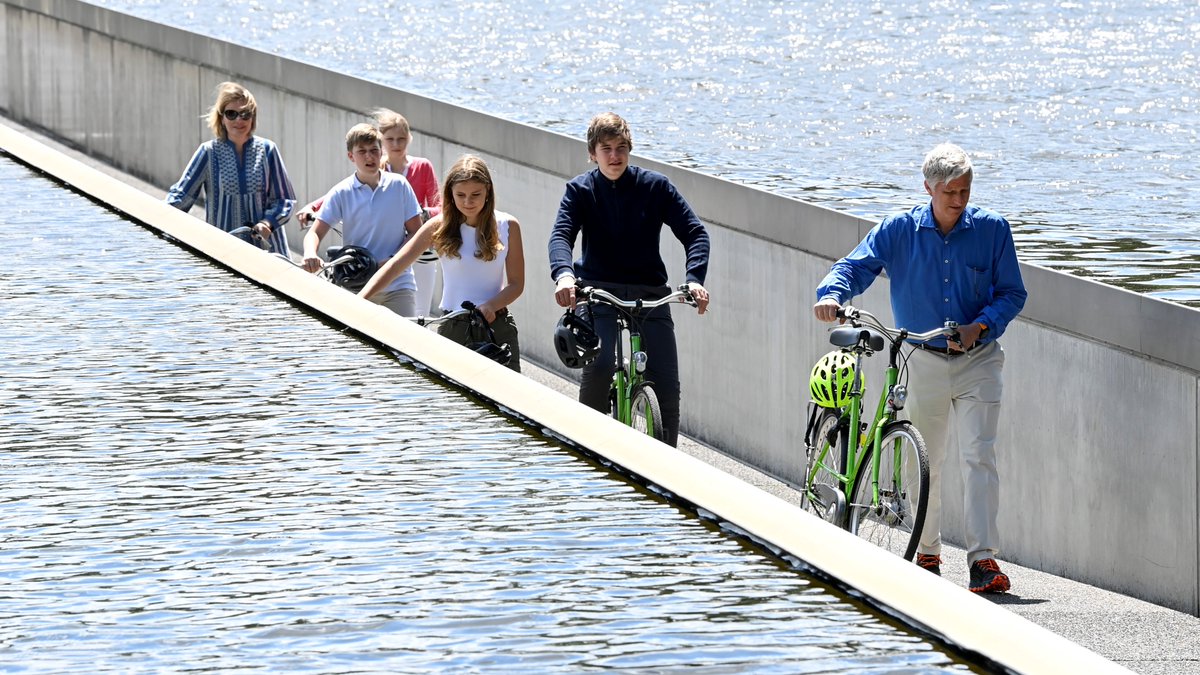 cycling through water