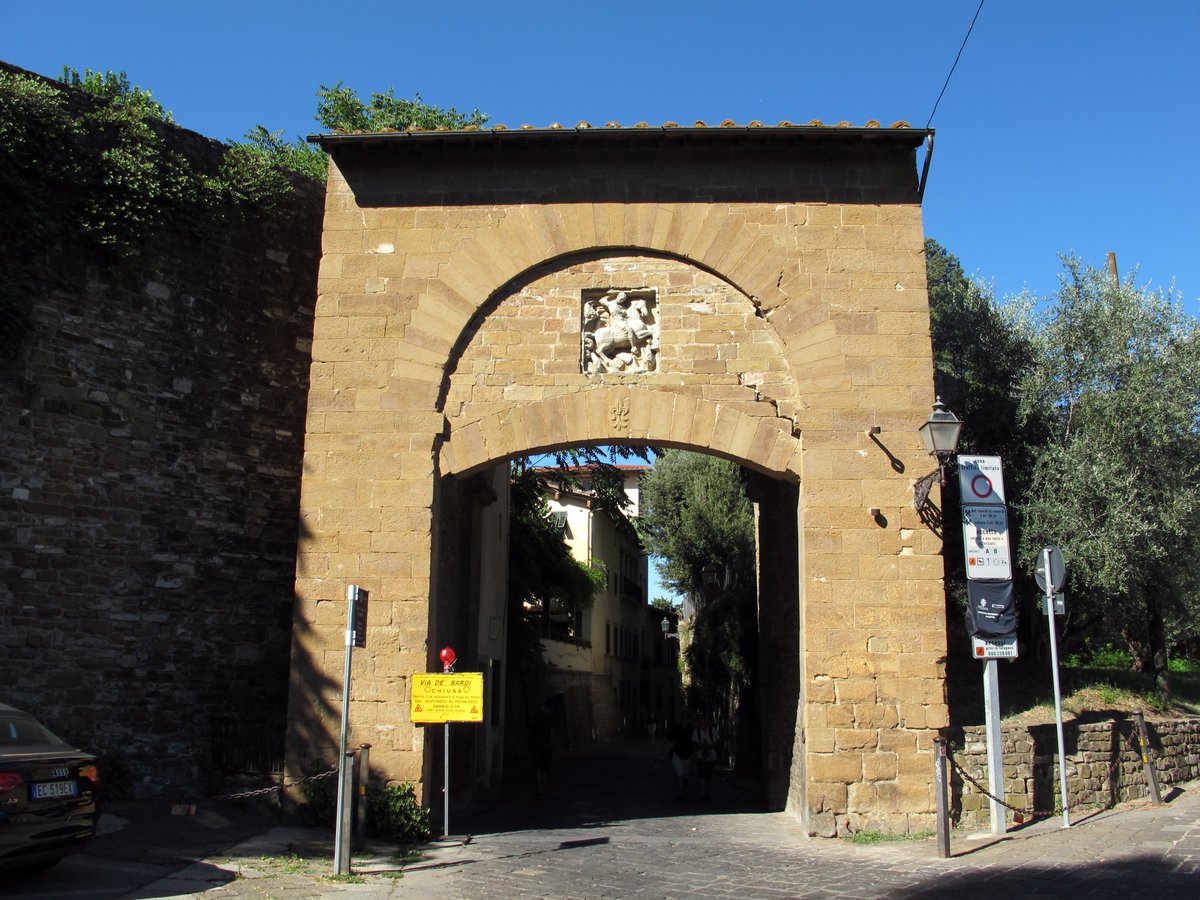 Porta San Giorgio – C14th bas relief + C14th interior fresco with St George.