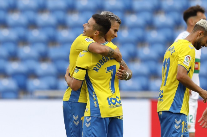 La UD fue superior al Elche en juego pero el gol se resistió (1-1).
La información puedes verla en gofiopress.com