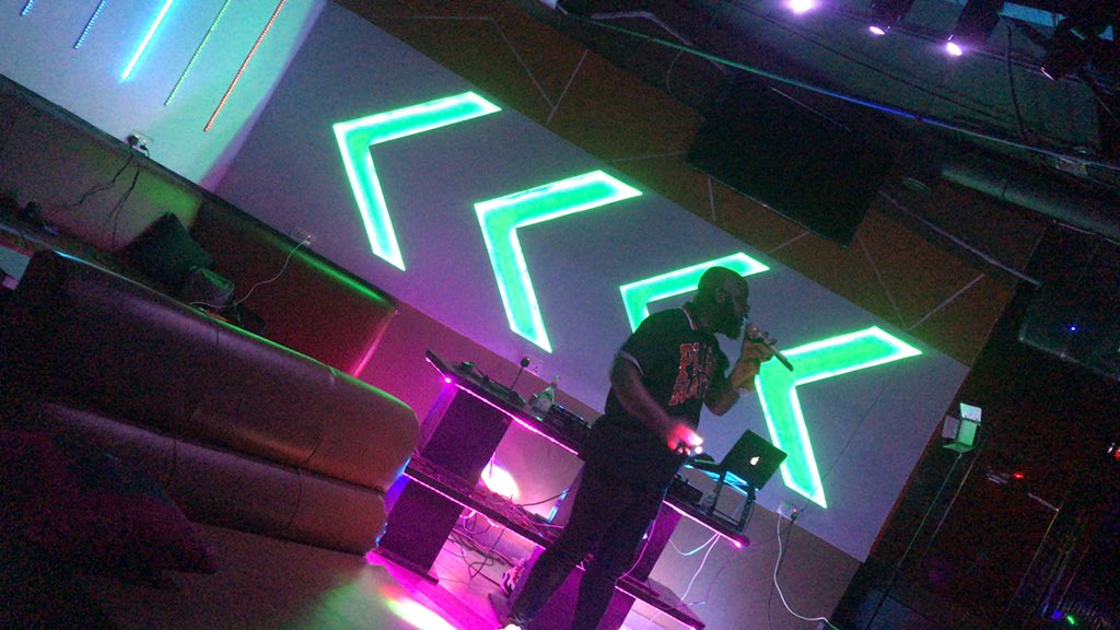 Basementbargh's tweet image. #BasementLive