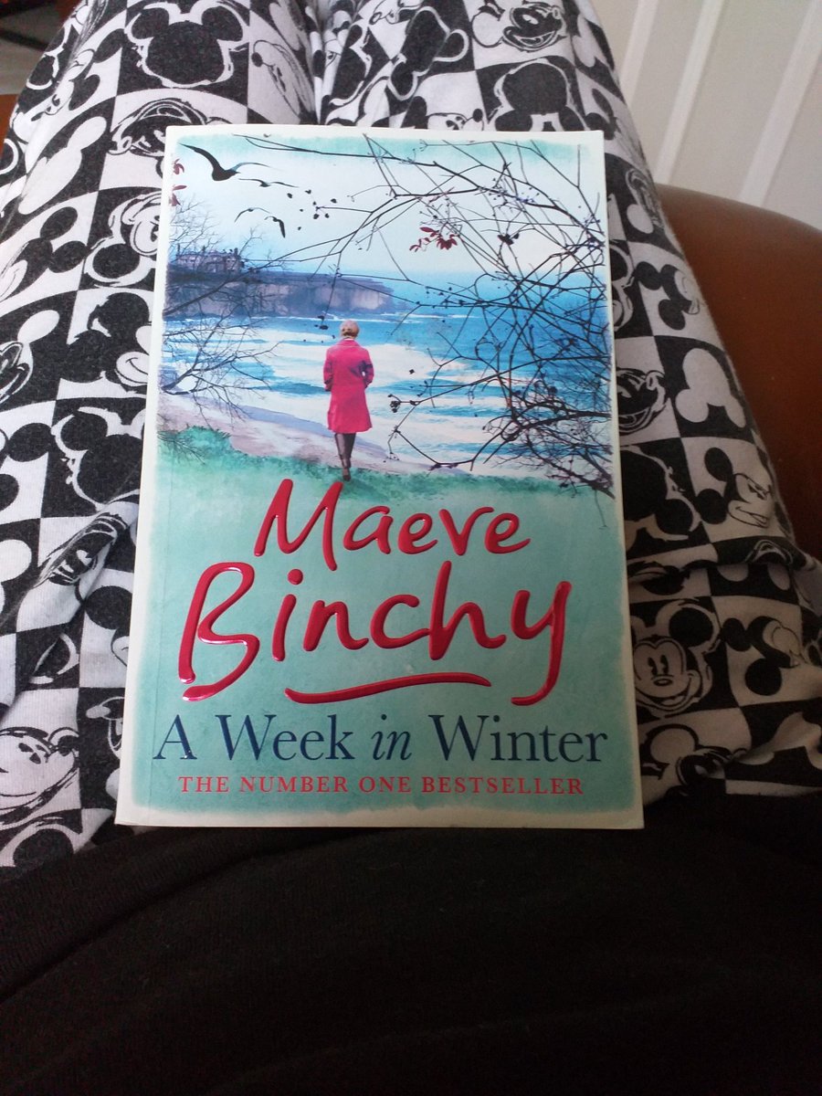 CelesteMcCreesh's tweet photo. I'm off now for the night to continue reading &amp; hopefully finish #AWeekinWinter by #MaeveBinchy, enjoying it so far &amp; ashamedly it's the first time I've read a book by her but it definitely won't be my last @orionbooks 👍👍 https://t.co/DsvUhufbiS