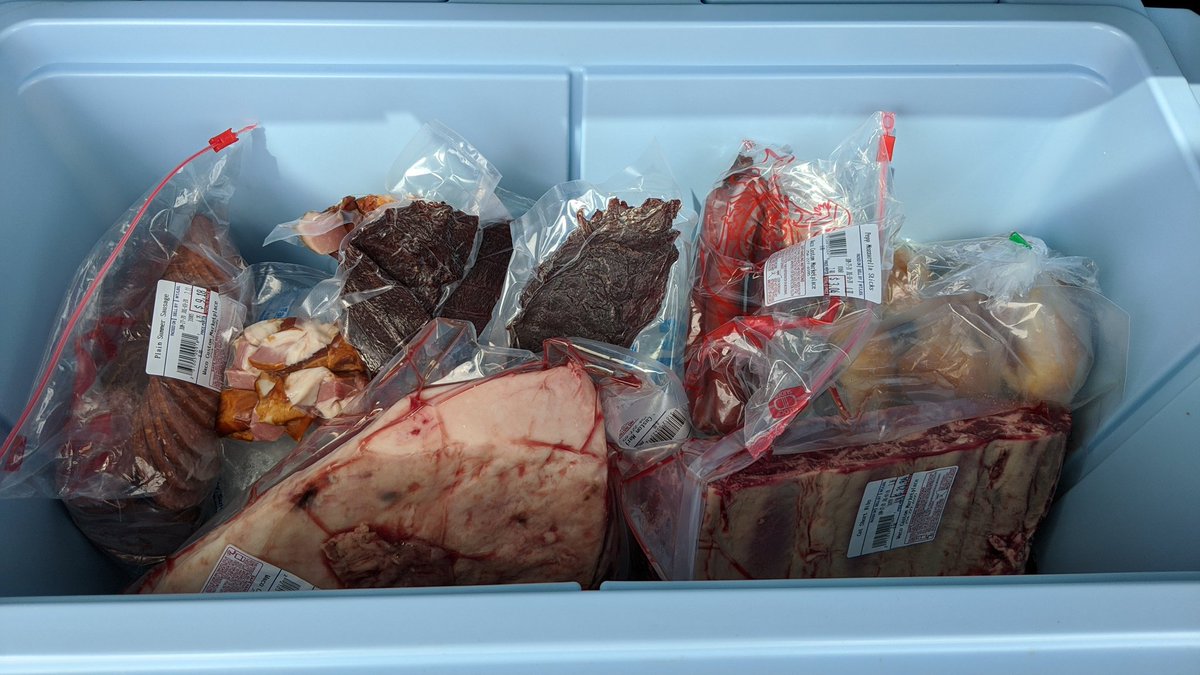 BE_SicEm365's tweet photo. Oh my! What a haul at @WCM_Marketplace #Meatfordays https://t.co/pYJkADnIyx