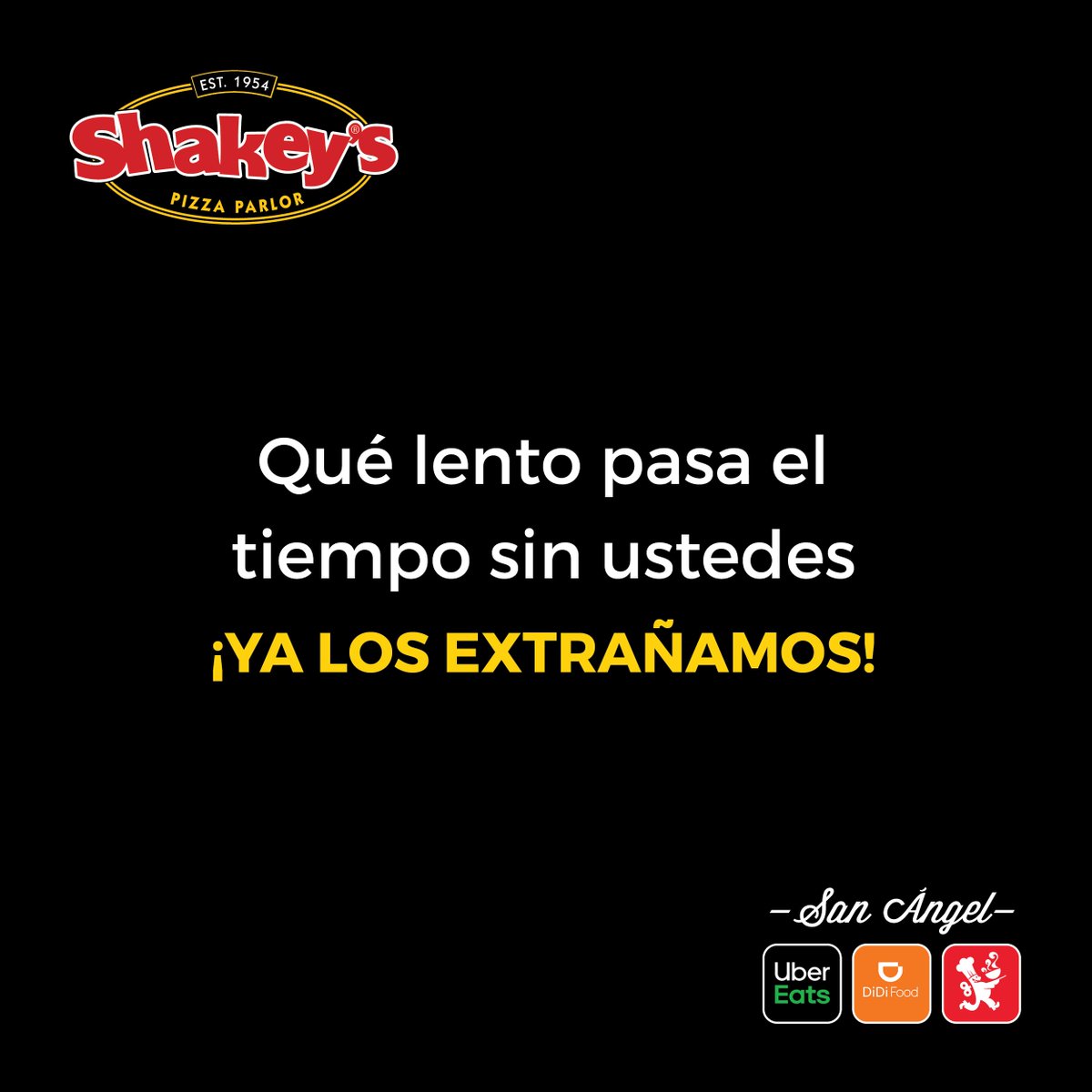 #Sábado de pizza con la familia... nosotros los extrañamos 😋🍕🍕