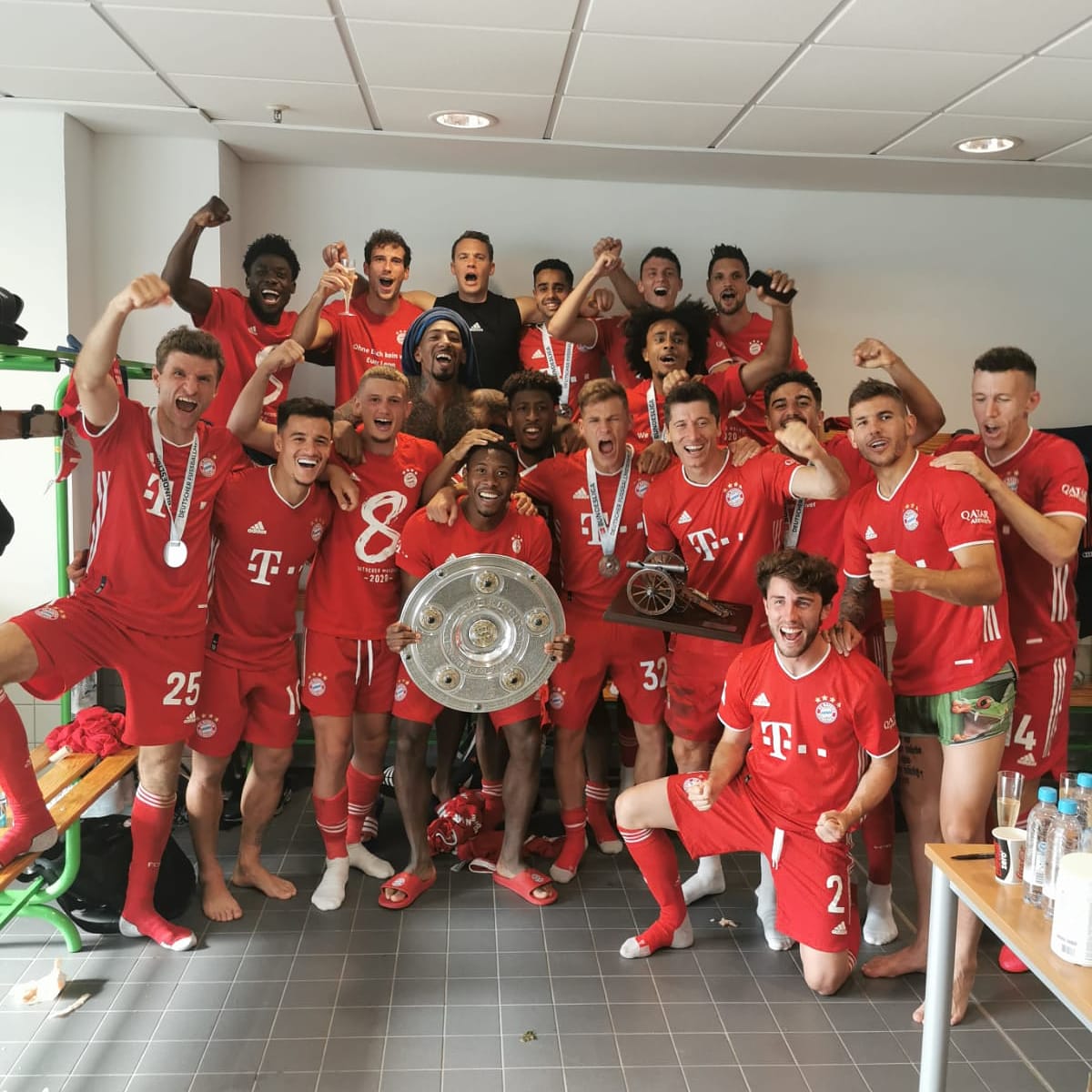 #MEI8TER @FCBayern 🏆😄⚽