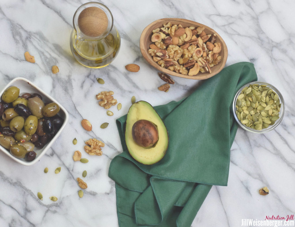 nutritionjill's tweet photo. Which fats are best for diabetes and heart disease? https://t.co/GcbSI0S3oT #hearthealth #diabetes #goodfats https://t.co/nWLJm7EAYG