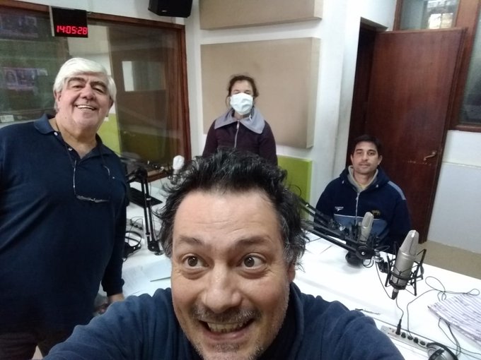 instintoamateur's tweet photo. AIREEE📢

▶️Nos escuchas por https://t.co/PMCcT2so8t o AM 1270 
@provincia1270.

🎙️Conducen  @aletummi, @GamalloDaniel y María Julia Placeres.

✍️Producen @ELTOPODELRIVERO y @nestornini.

📱Redes sociales @ValentinR_ok. https://t.co/EI5kGg9bMR