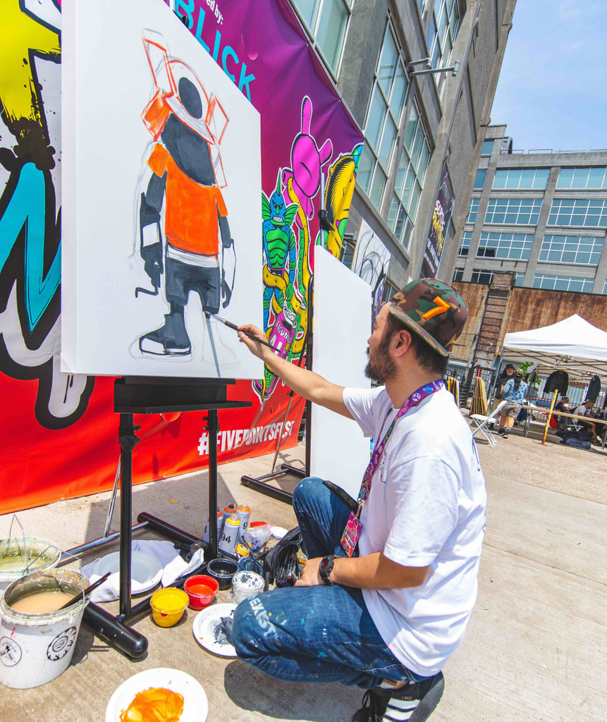 We love this shot of #Dragon76 Live Painting at #FivePointsFest back in 2019!