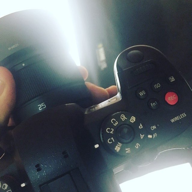 rodrigomiuta's tweet photo. Día de fotos 💀
.
.
.
#fotografo #photostudio #lumix #art https://t.co/DyVADLmx8A