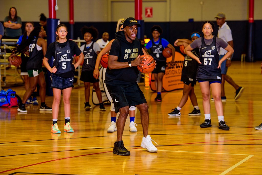 BrandonClayPSB's tweet photo. Brandon Clay #BCSTrainingAcademy

🗓 Aug 22-23 (HS) 29-30 (MS)

Atlanta was 🔥. Can’t wait for Aug.

Cheesman
Collins
Davis
Forestier
Flores
Henley
Howard
Jones
Long
McPherson
Ogden
Paynter
Smith

STORY https://t.co/8x8eYtgTLa

JOIN https://t.co/2zO9ALNuQC #SMPMember #BCSSelect24 https://t.co/oha9GaJy08