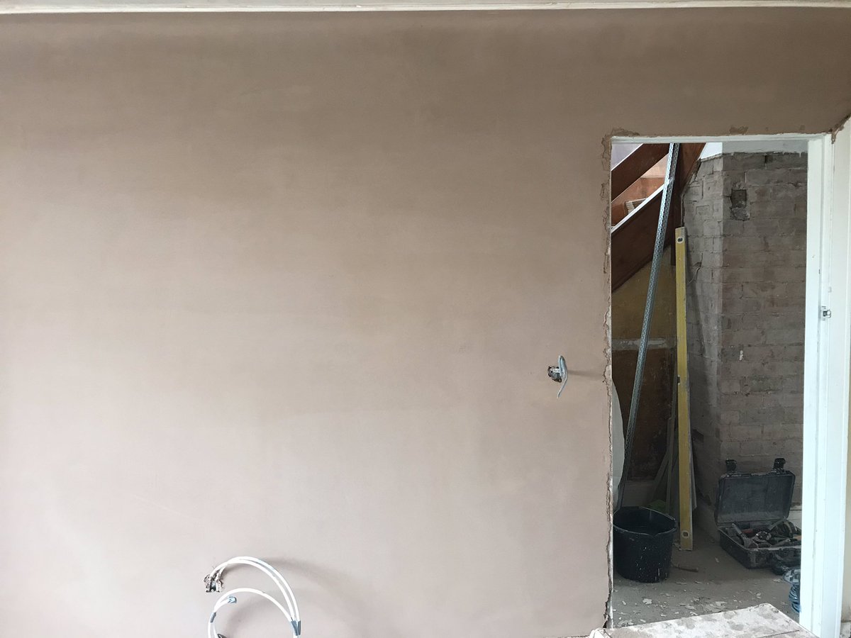 J7Construction's tweet photo. Great to see some skim on the walls!!
Best start planning for painting!!
#wrexhambuilders #construction #refurbishment #building #plastering #wrexham #northwales # https://t.co/7DDMn1XTOt