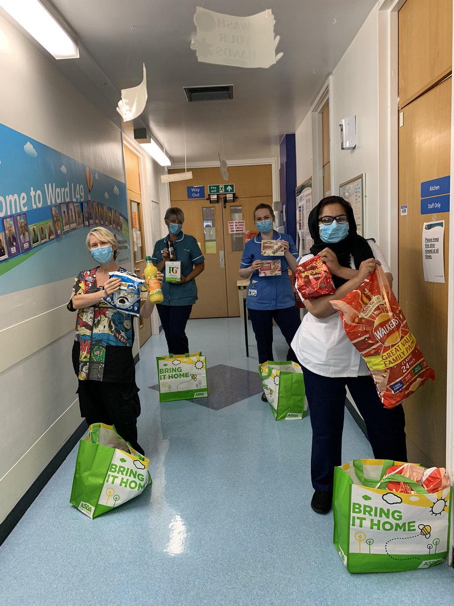 We provided snacks, tea, coffee & juice to the wonderful staff working on Ward L49 LGI. My son needed an emergency operation last week. When I found out they didn’t have snacks etc @MiddletonAsda decided to fix that & give them the fuel to keep going with their amazing work!