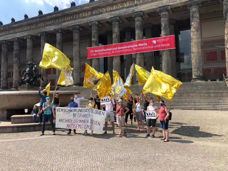 ✨WIR SIND NICHT EURE KULISSE✨✌️✊ Positionierung gegen verschwörungsideologische Kundgebung in Berlin #dievielen