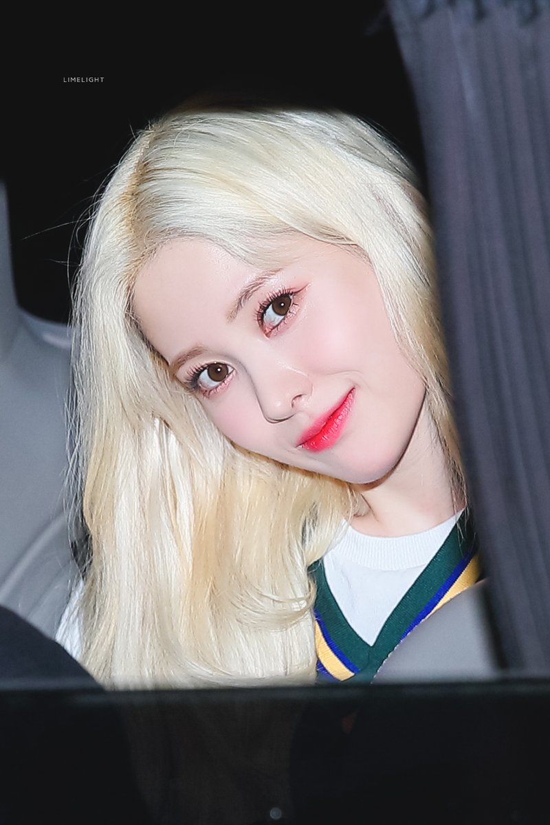 200627
#예빈 #YEBIN #다이아 #DIA <a href="/dia_official/">다이아 DIA</a>