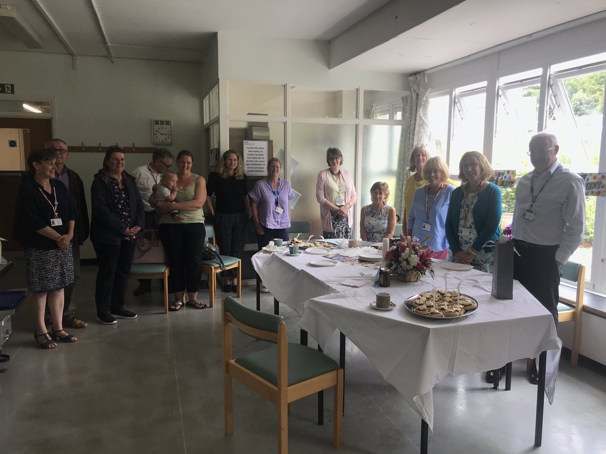 Celebrating #NHSVirtualPride <a href="/VirtualNHSPride/">Pride in Health</a>  Proud moments yesterday!!  with some wonderful supportive colleagues 🌈👏 &amp; a farewell to a fab leader Karen 🌈 <a href="/davidcoleman01/">David Coleman-Groom</a> <a href="/SamSouthey1/">Sam Southey</a> @helenchildscoo <a href="/jdawsonCFT/">Julie Dawson</a> <a href="/HelenWilding78/">Helen Wilding 🌈</a> <a href="/anitajc123/">Anita Cornelius</a> @D_WilsonCFT <a href="/CFTstaffhealth/">CFT Health and Wellbeing</a>