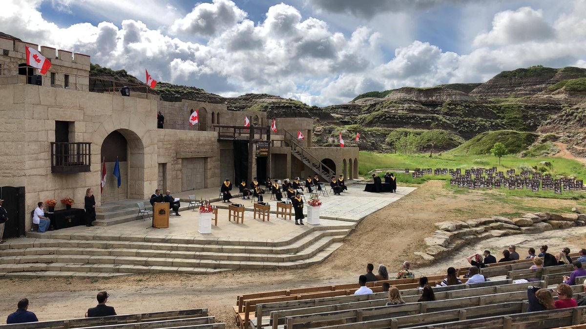 BadlandsAmp's tweet photo. This morning, we welcome the 2020 graduates from Drumheller Valley Secondary School. #drumheller #dvss #badlandsamp https://t.co/lDUKPecsuQ