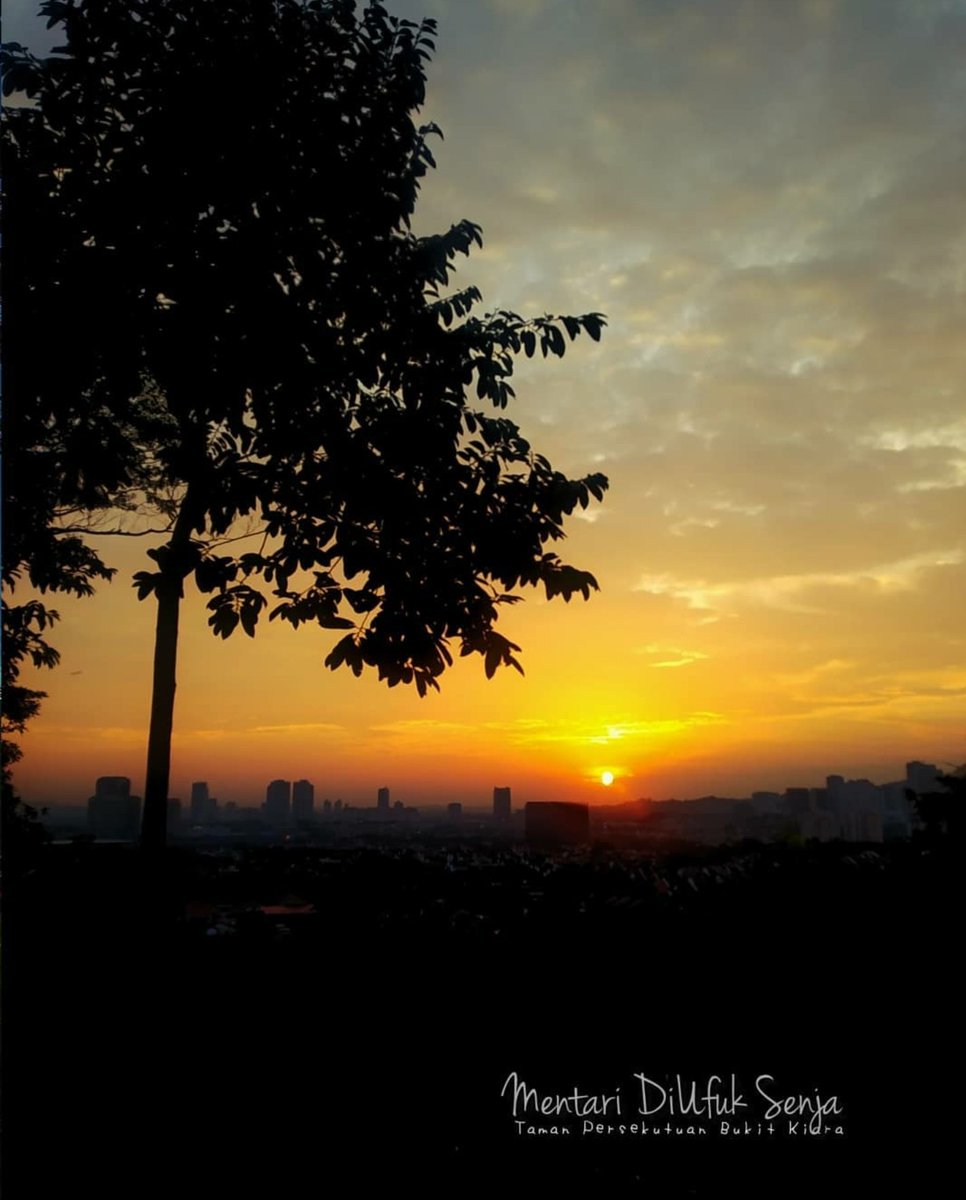 LandskapNegara's tweet photo. Sunset at Taman Persekutuan Bukit Kiara, Kuala Lumpur
@kpkt_gov
#NegaraTaman
#NegaraTamanTerindah
#TPBK
#sunset
#KualaLumpur
#GreaterKL
*pictures courtesy of En. Hasri JLN https://t.co/1Pm1iMwAvL