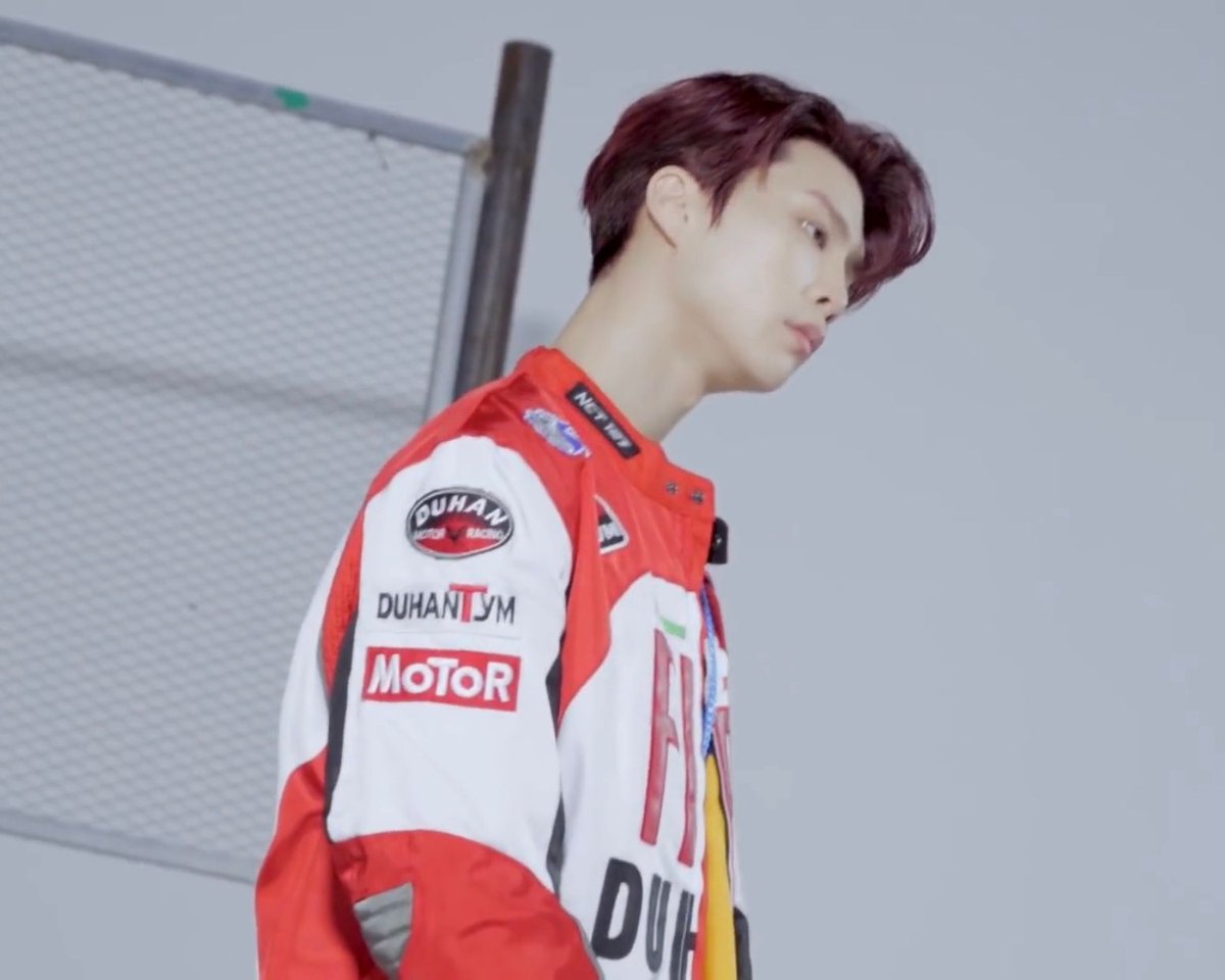 johnnyperhour's tweet photo. #쟈니 #JOHNNY #NCT #NCT127 https://t.co/JFRETuNMS3